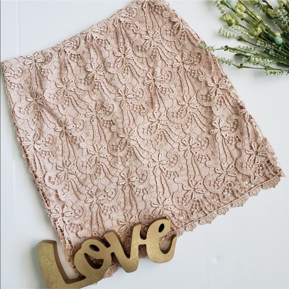 Umgee | Nude Lace Crochet Skirt